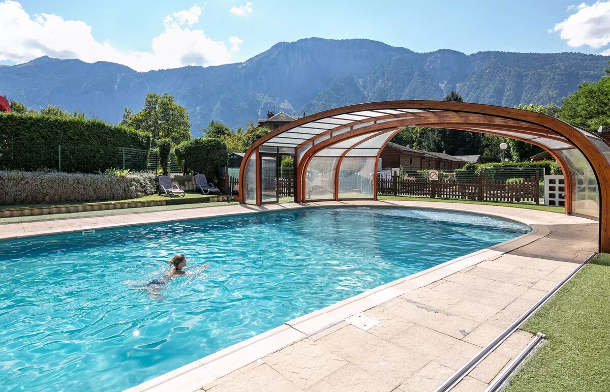 06 - Camping À la recherche du soleil - Piscine