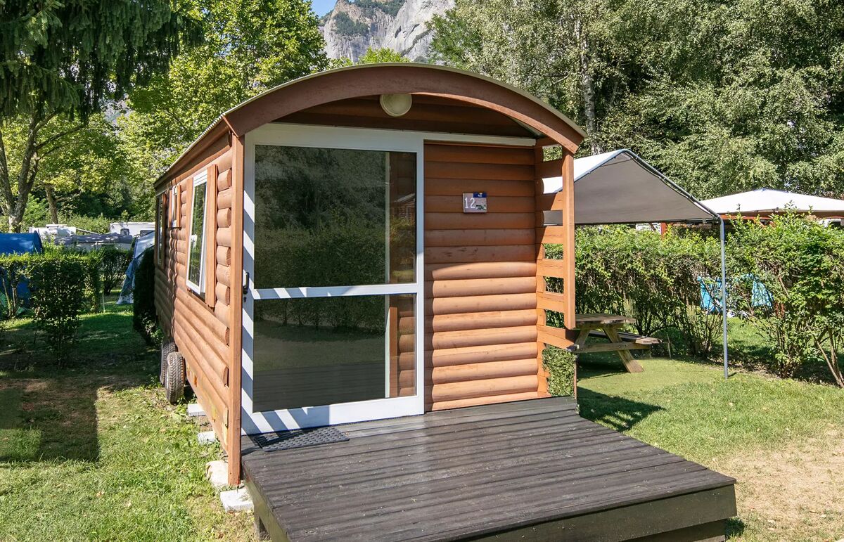 09 - Camping À la recherche du soleil - Hébergement