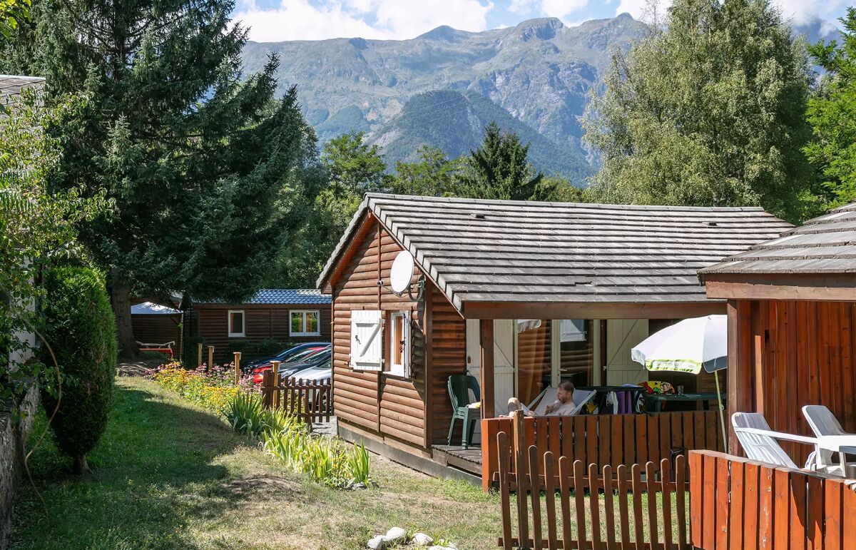 18 - Camping À la recherche du soleil - Hébergement
