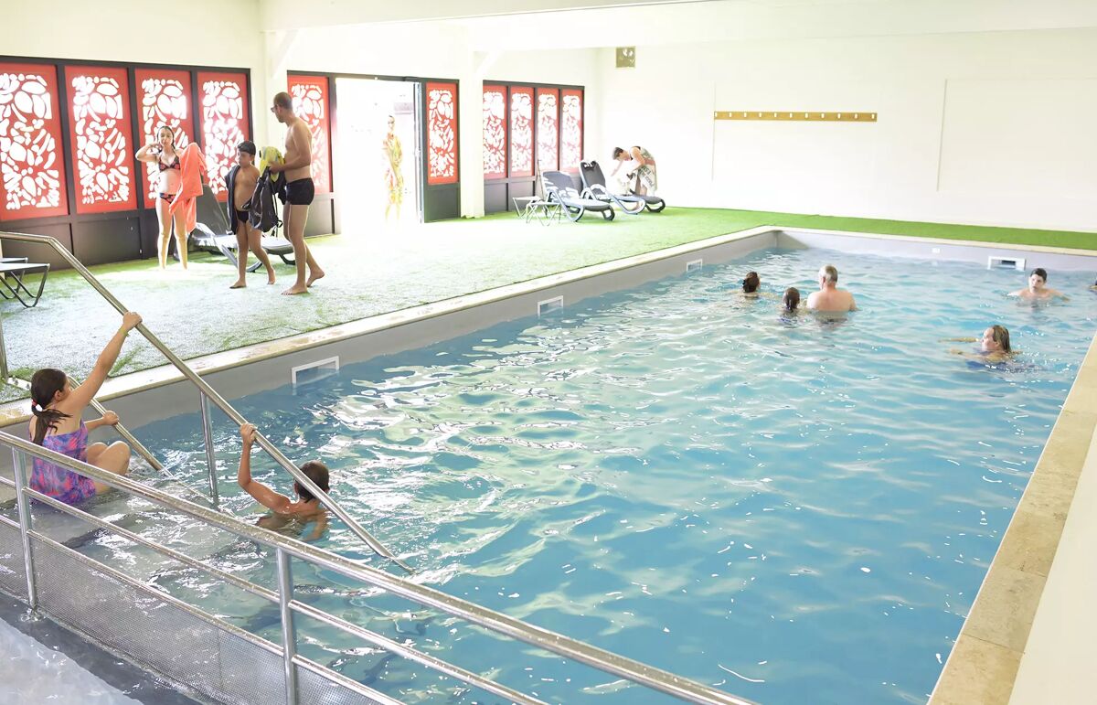 04 - Camping Le Vieux Moulin - Piscine