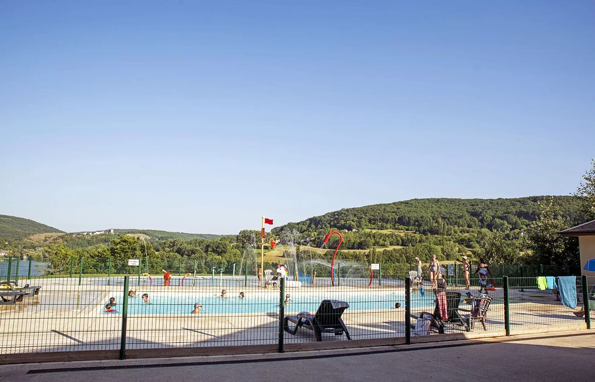 06 - Camping Le Lac du Causse - Piscine