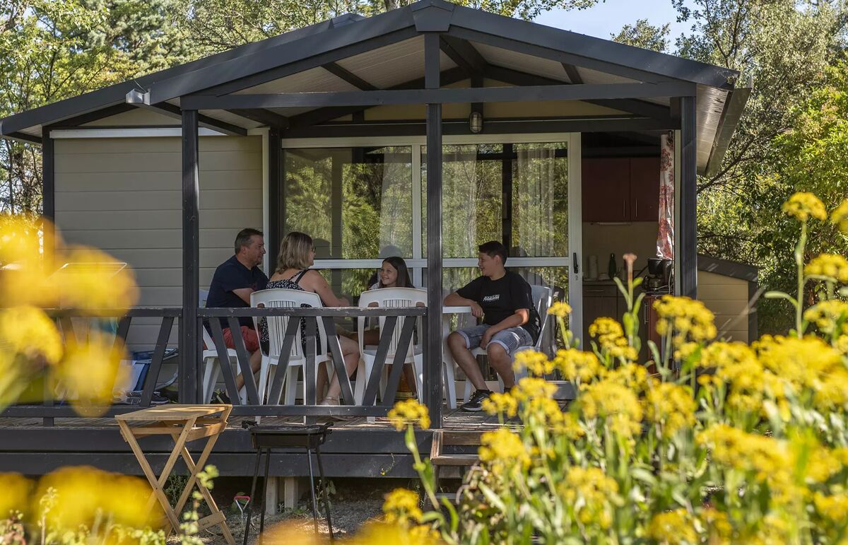 16  - Camping Les Rives de l'Aygues - Hébergement