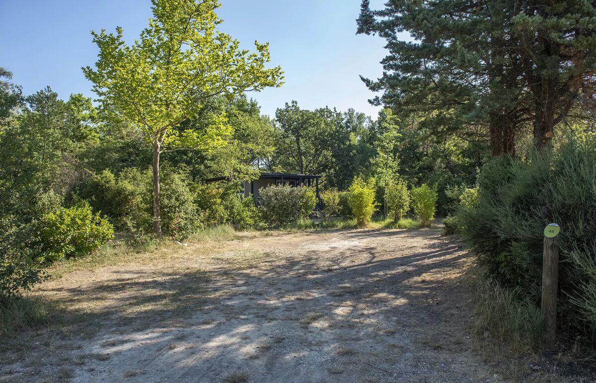 22  - Camping Les Rives de l'Aygues - Hébergement