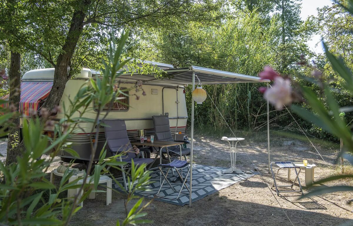 24  - Camping Les Rives de l'Aygues - Hébergement