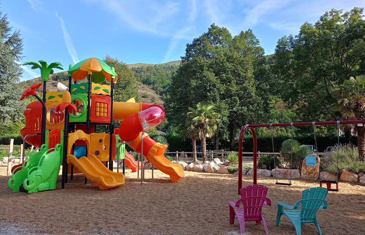 06 - Camping La Marmotte - Aire de jeux