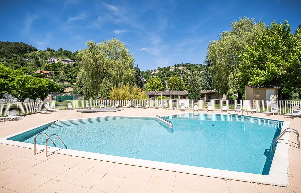 01 - Camping du Gévaudan - Piscine