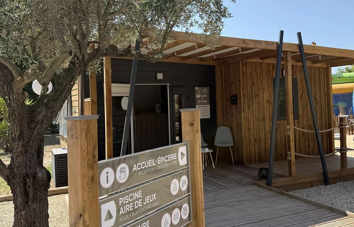 33 - Camping Le Mas de Mourgues - Service