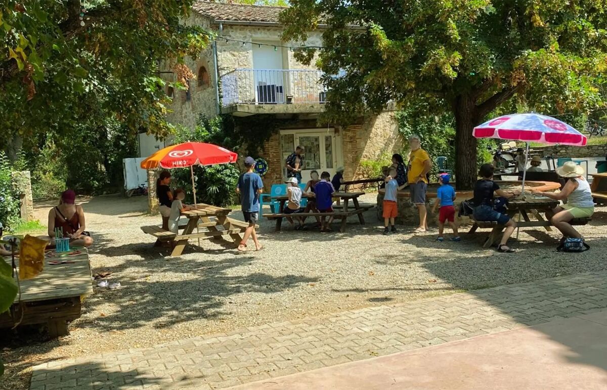 18 - Aloha Camping Club - Service