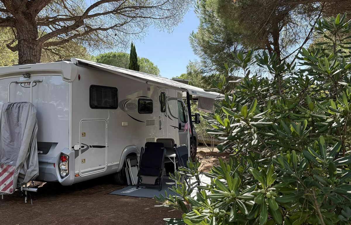 16 - Camping Le Mas de Mourgues - Hébergement