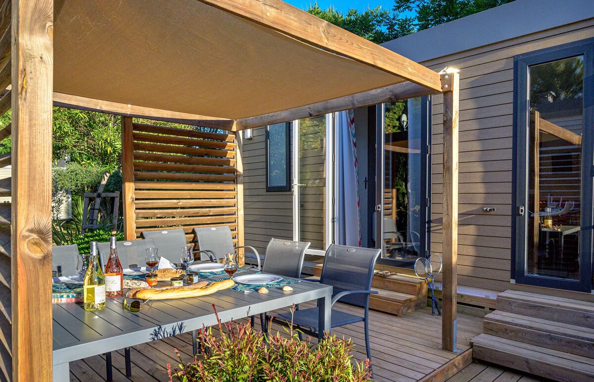 17 - Camping Le Mas de Mourgues - Hébergement