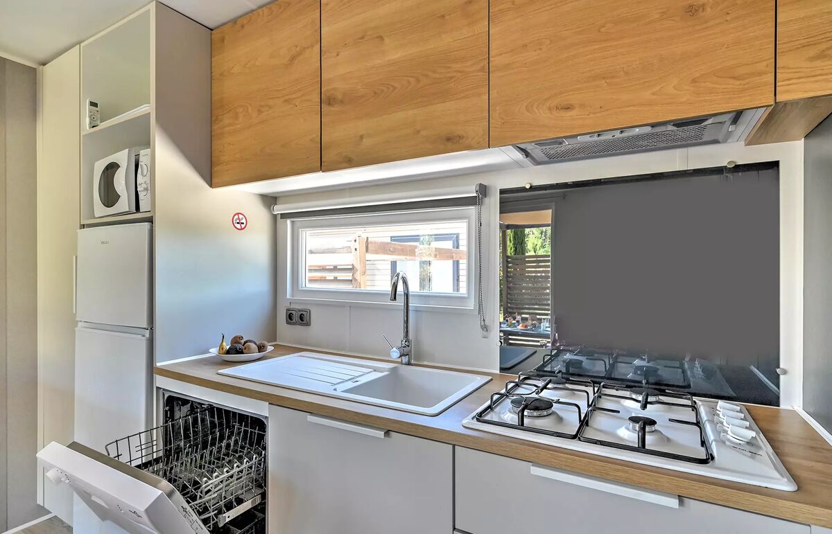 25 - Camping Le Mas de Mourgues - Hébergement