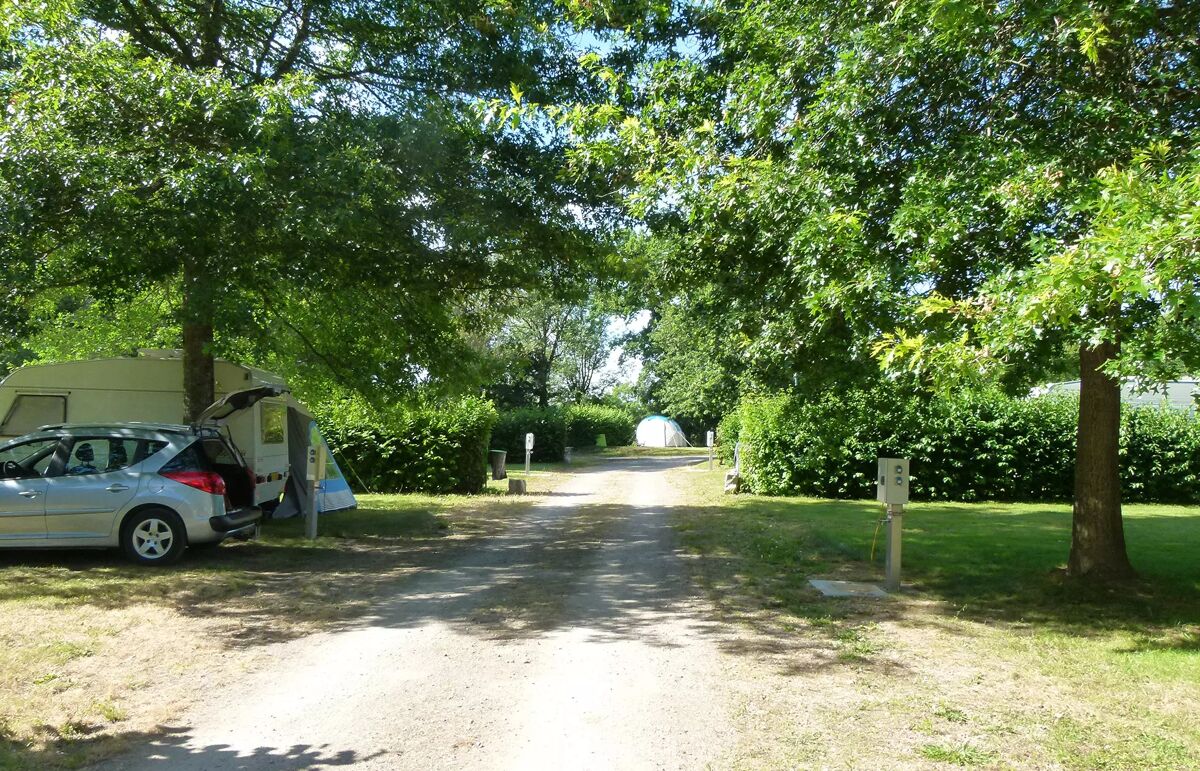 07 - Camping Val Vert en Bery - Aire de jeux