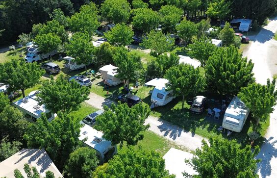 02 - Camping Les Micocouliers - Situation