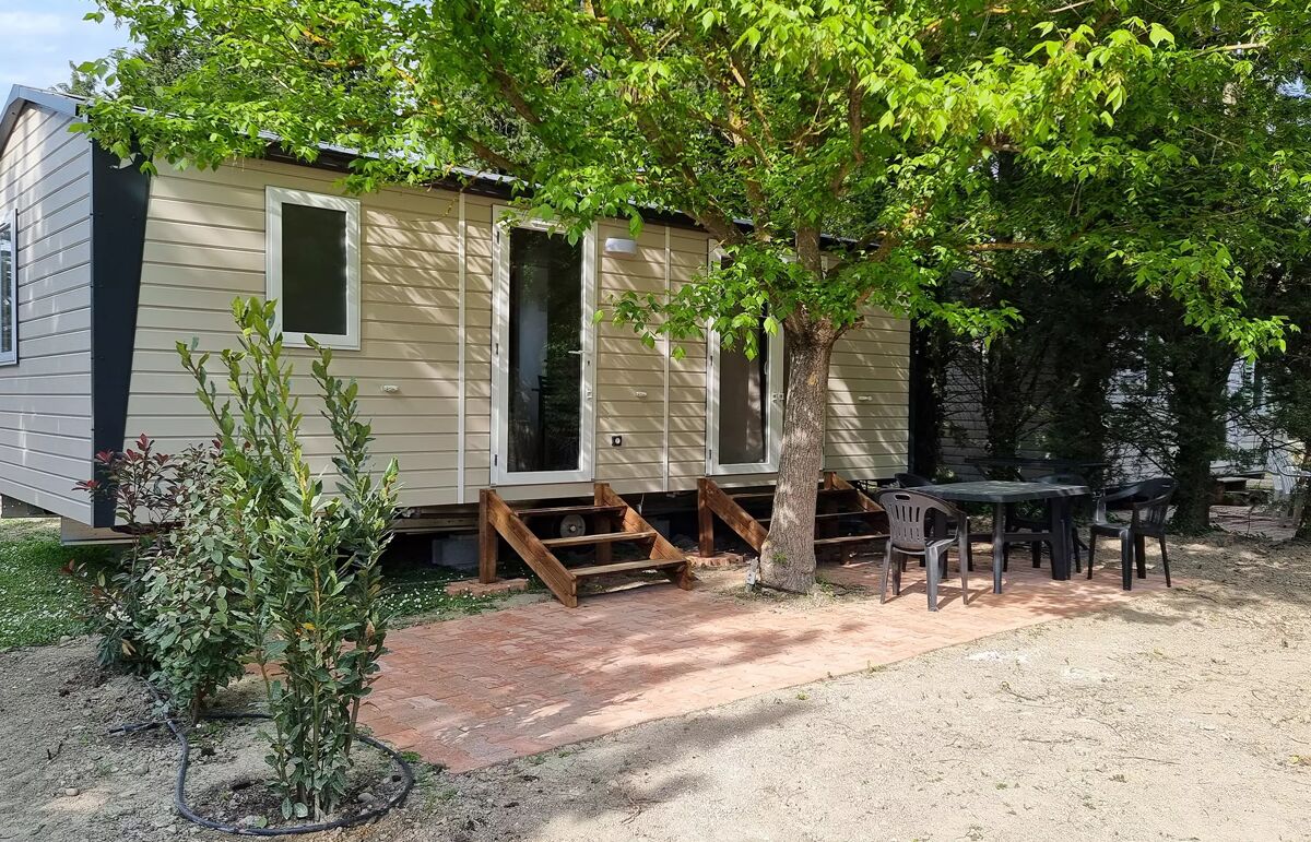 16 - Camping Les Micocouliers - Hébergement