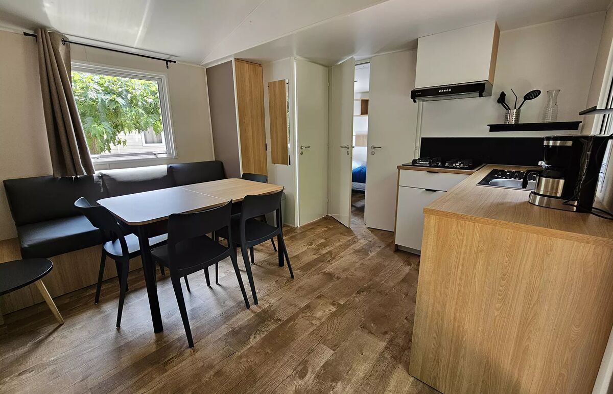 19 - Camping Les Micocouliers - Hébergement