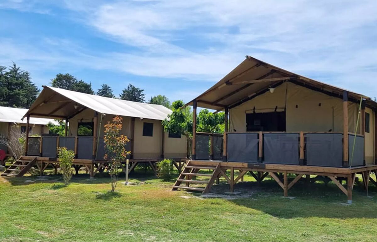 21 - Camping Les Micocouliers - Hébergement