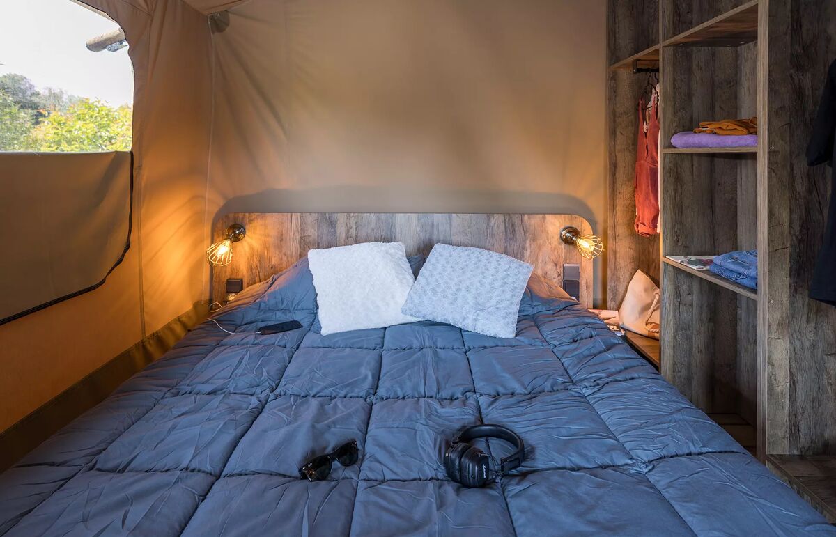 30 - Camping Les Micocouliers - Hébergement