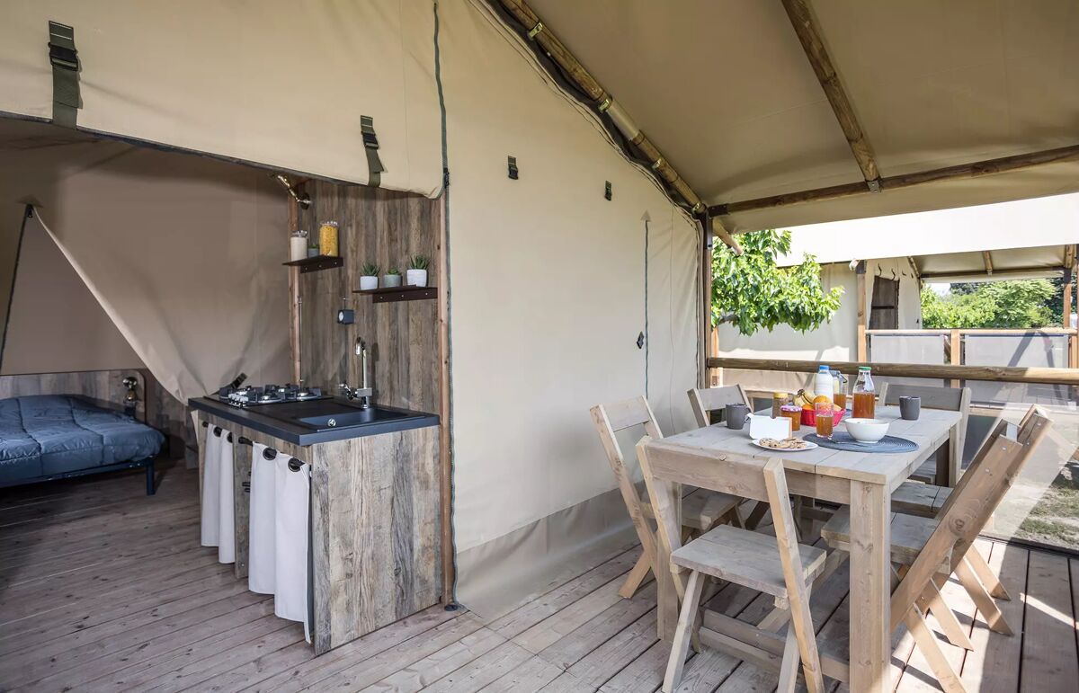 32 - Camping Les Micocouliers - Hébergement