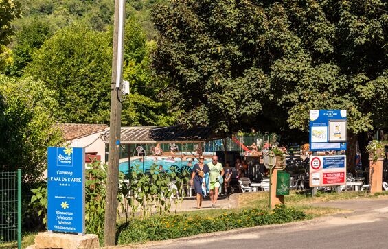 03 - Camping Le Val de l'Arre - Situation