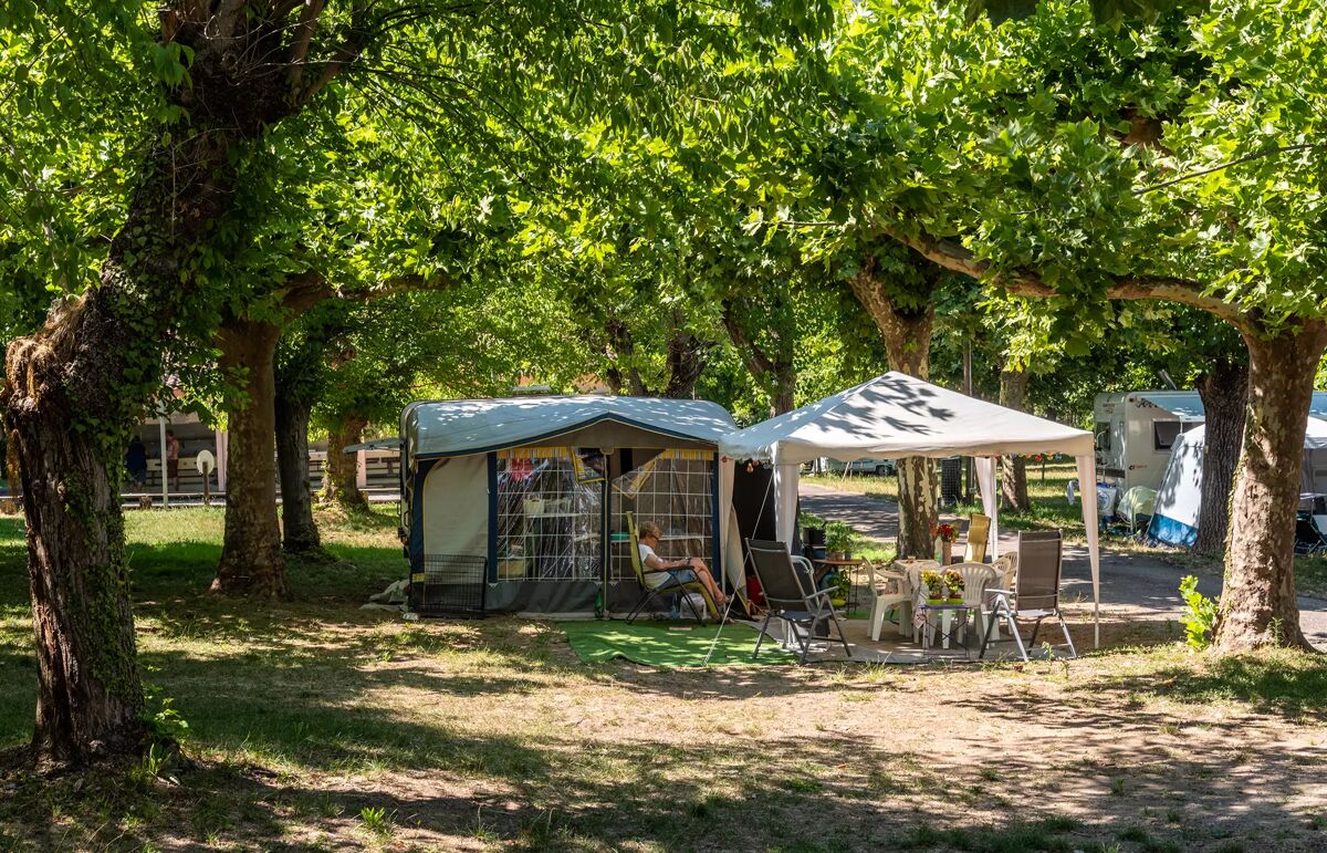 26 - Camping Le Val de l'Arre - Hébergement