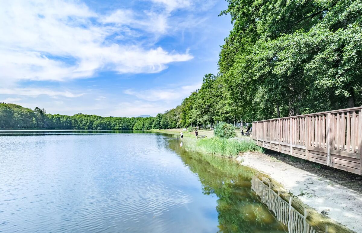 37 - Caping du Lac de la Seigneurie - Alentour