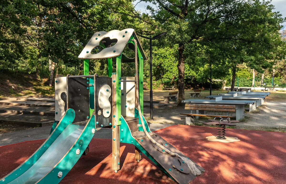 08 - Camping Les Iles - Aire de jeux