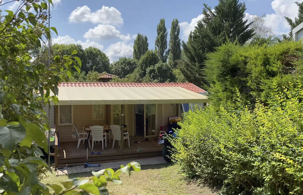 12 - Camping Le Clos Auroy - Hébergement