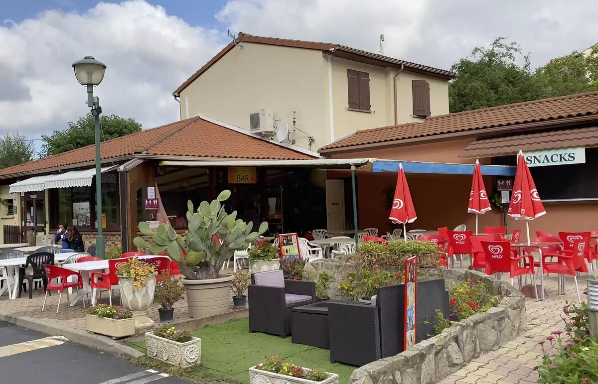18 - Camping Le Clos Auroy - Service