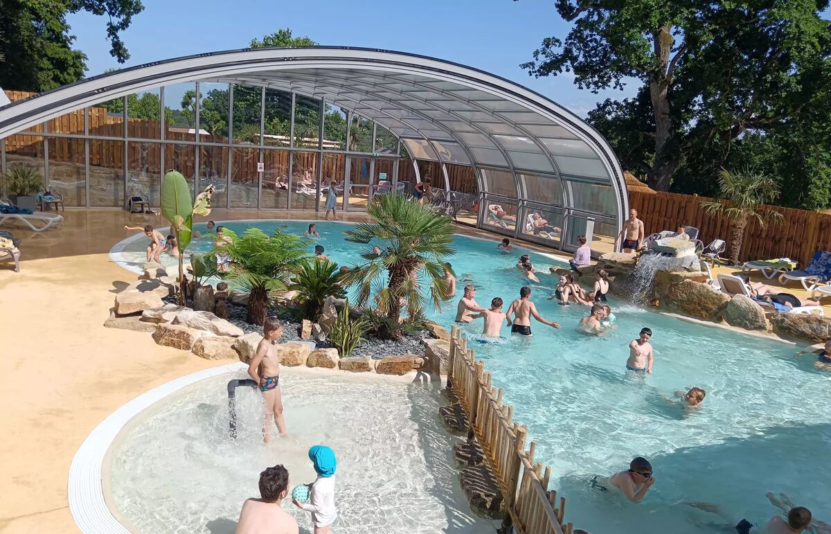 01 - Camping de la Hallerais - Piscine