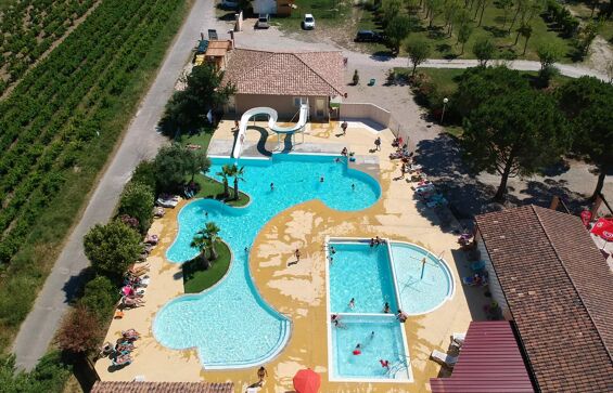 03 - Camping Le Dolium - Piscine