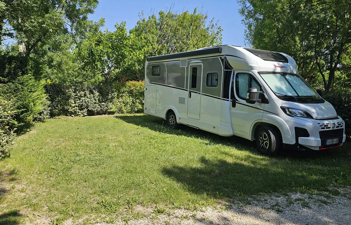 17 - Camping Le Dolium - Hébergement