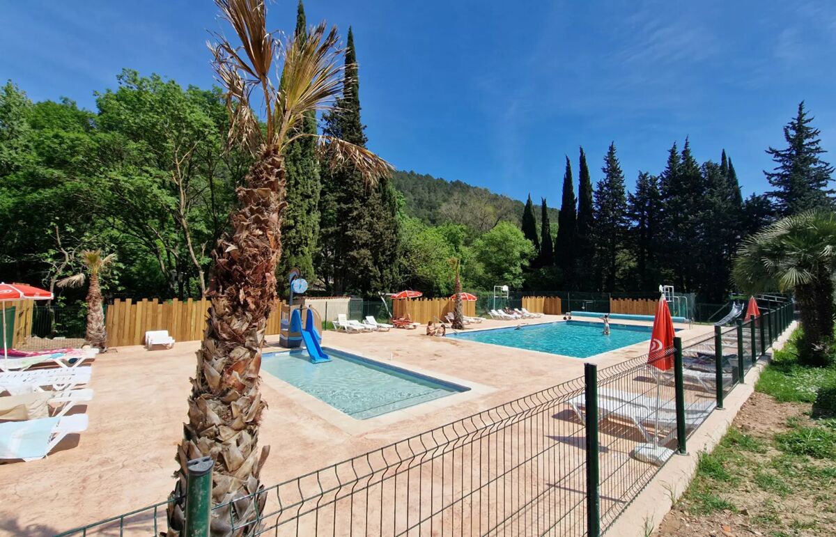 05 - Camping Les Tomasses - Piscine