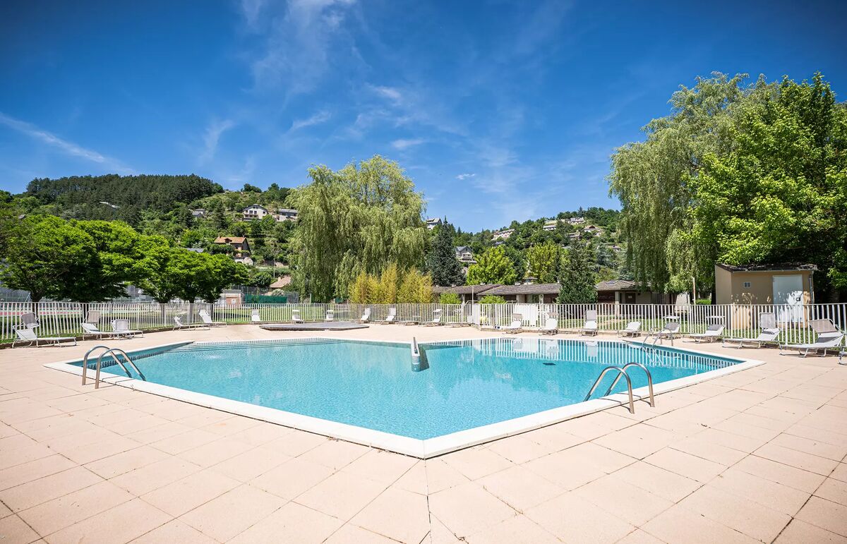 06 - Camping du Gévaudan - Piscine