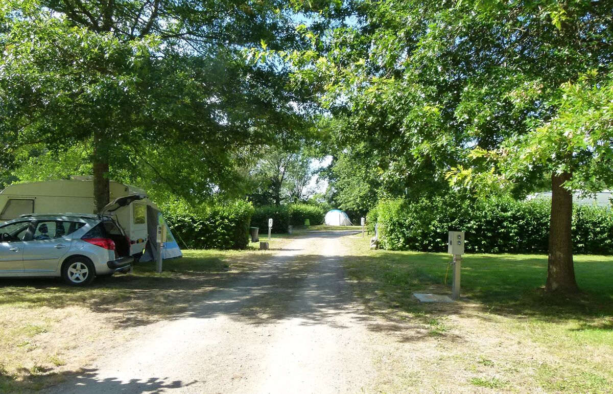 14 - Camping Val Vert en Bery - Hébergement