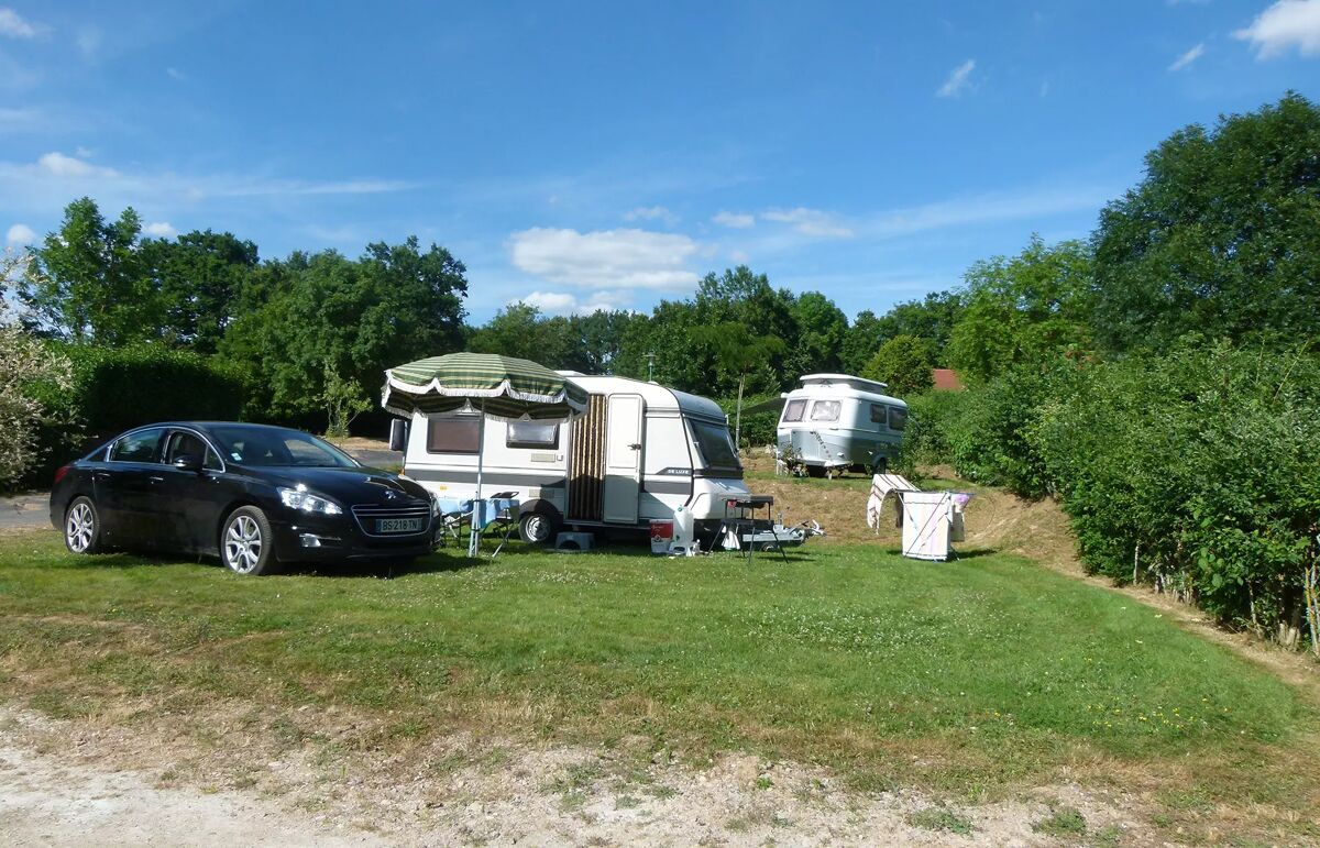 16 - Camping Val Vert en Bery - Hébergement