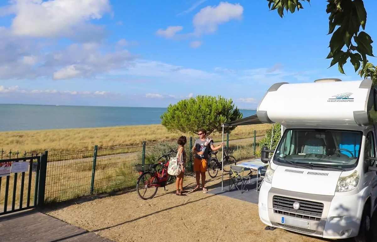 07 - Camping Le Platin - La Redoute - Hébergement