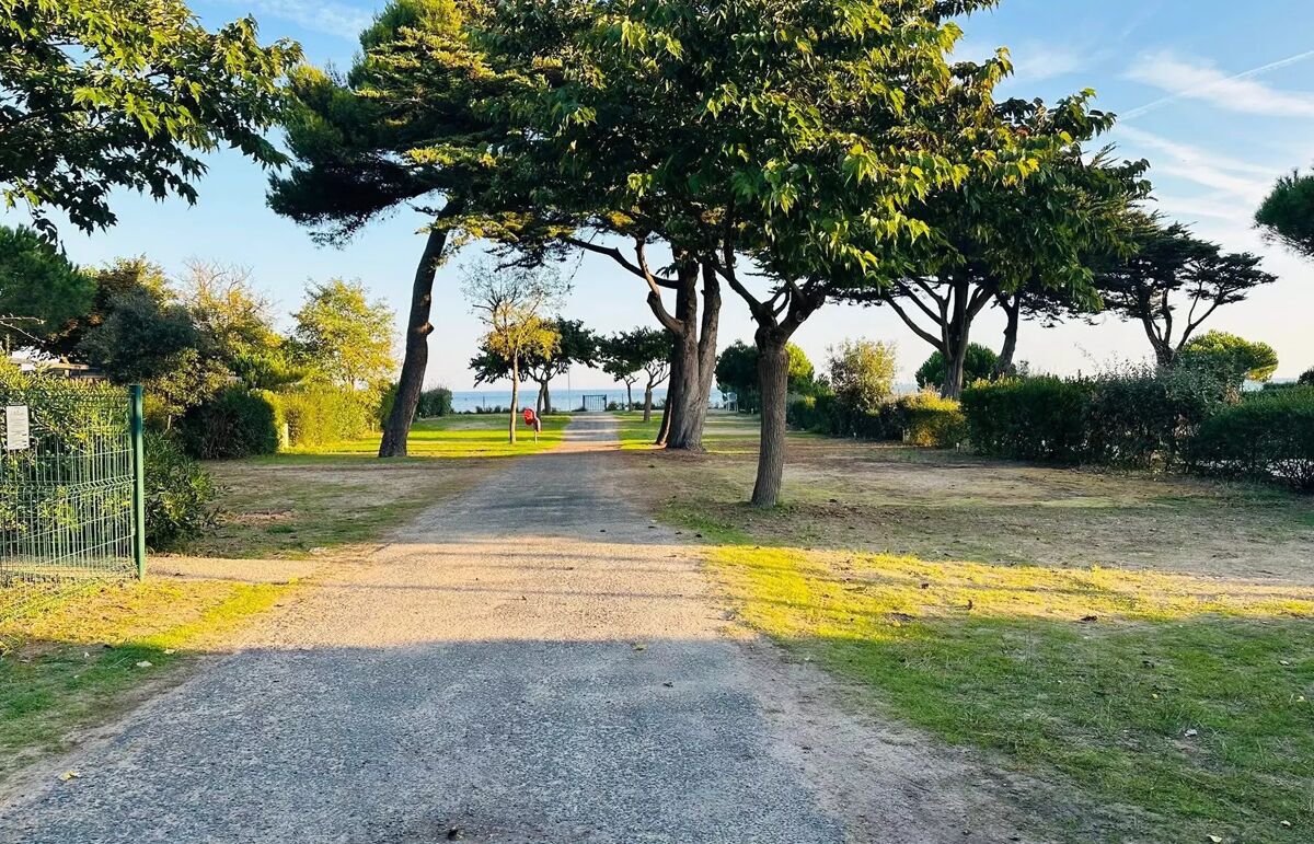 08 - Camping Le Platin - La Redoute - Hébergement