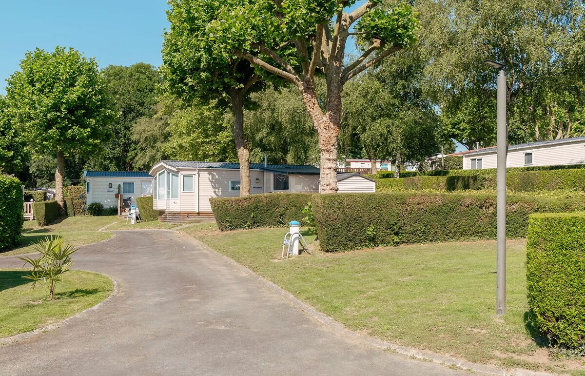 28 - Camping de la Hallerais - Hébergement