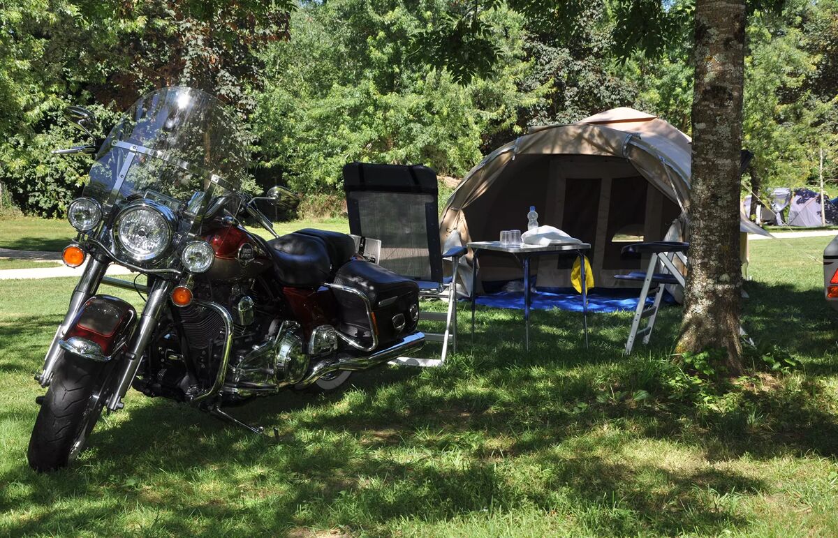 30 - Camping le Peyrelevade - Hébergement