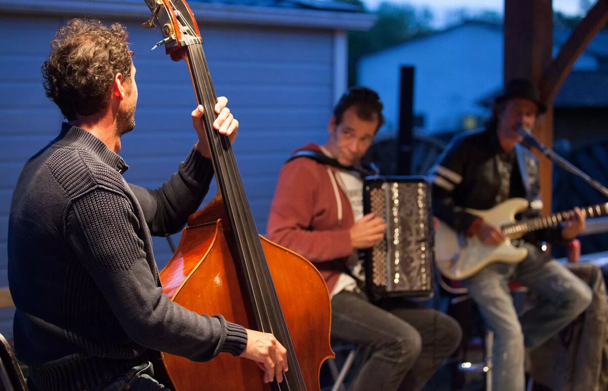 35 - Camping le Peyrelevade - Service