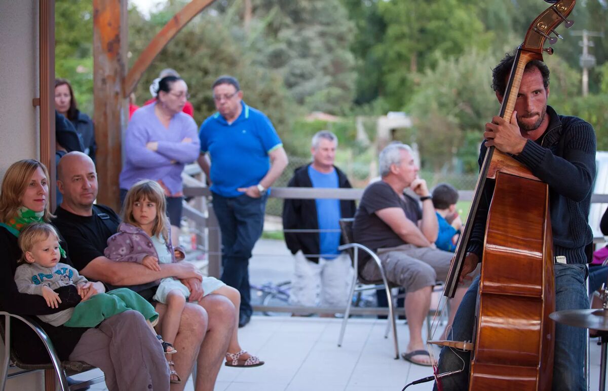 36 - Camping le Peyrelevade - Service