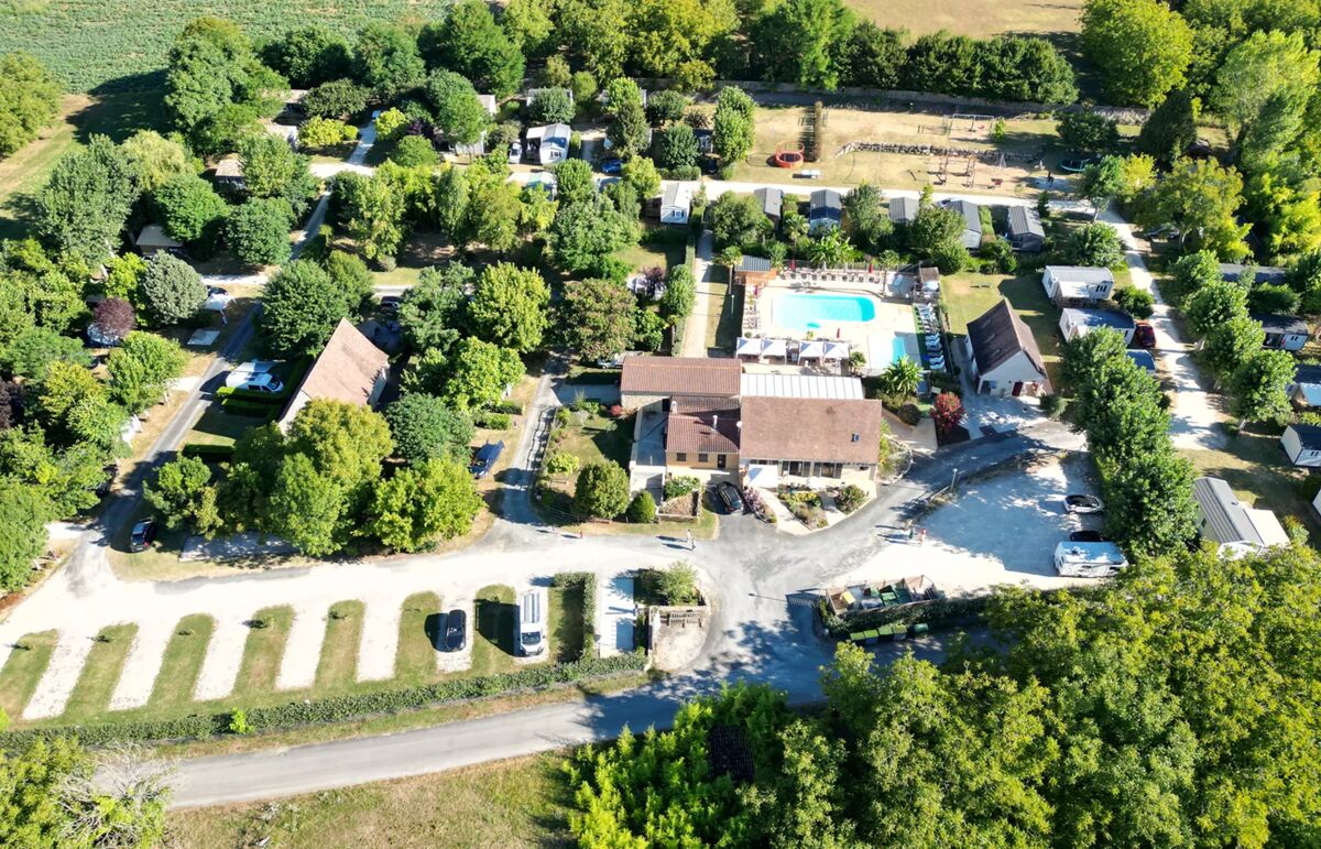 02 - Camping Le Tiradou - Situation