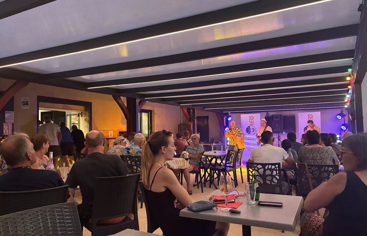 21 - Camping Le Tiradou - Service