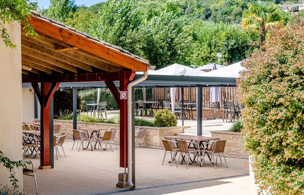 22 - Camping Le Tiradou - Service