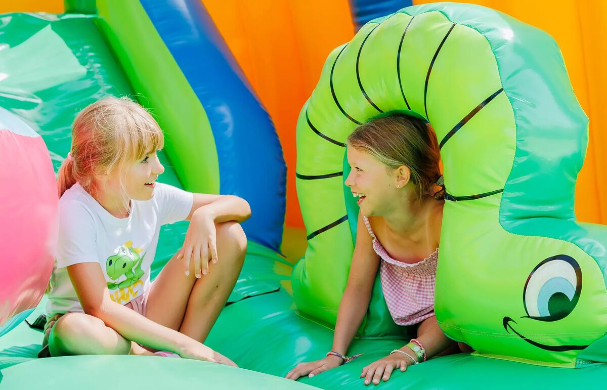 25 - Camping Escale du Perthuis - Aire de jeux