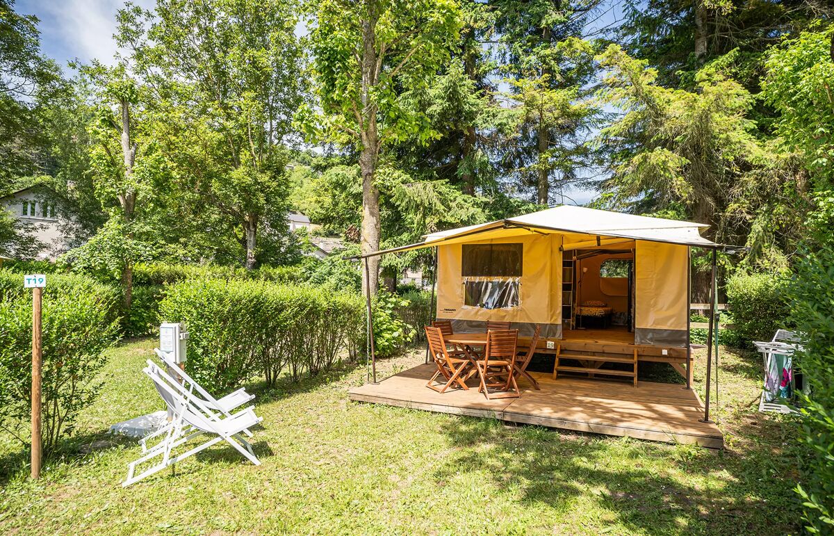 22 - Camping du Gévaudan - Hébergement