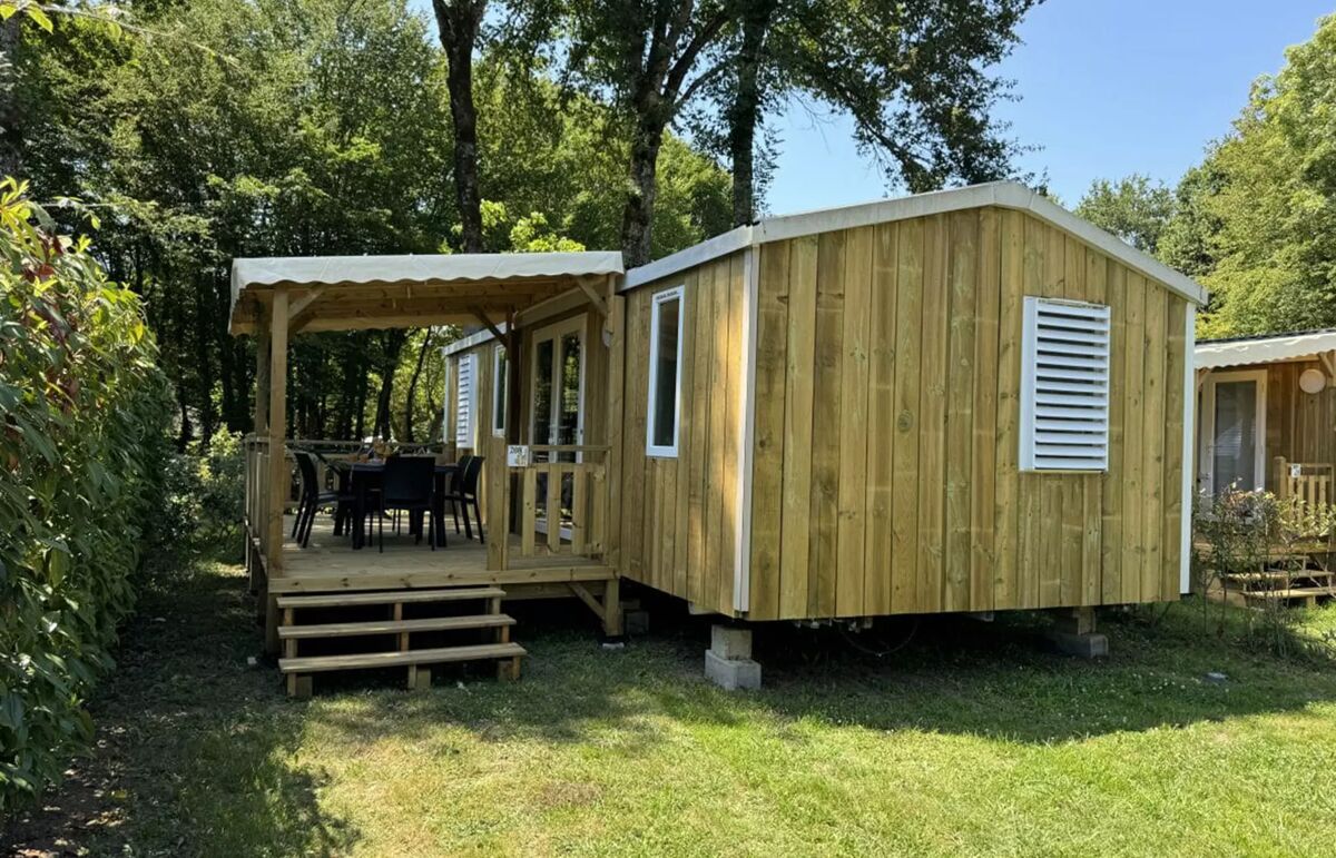 12 - Camping Le Périgord - Hébergement