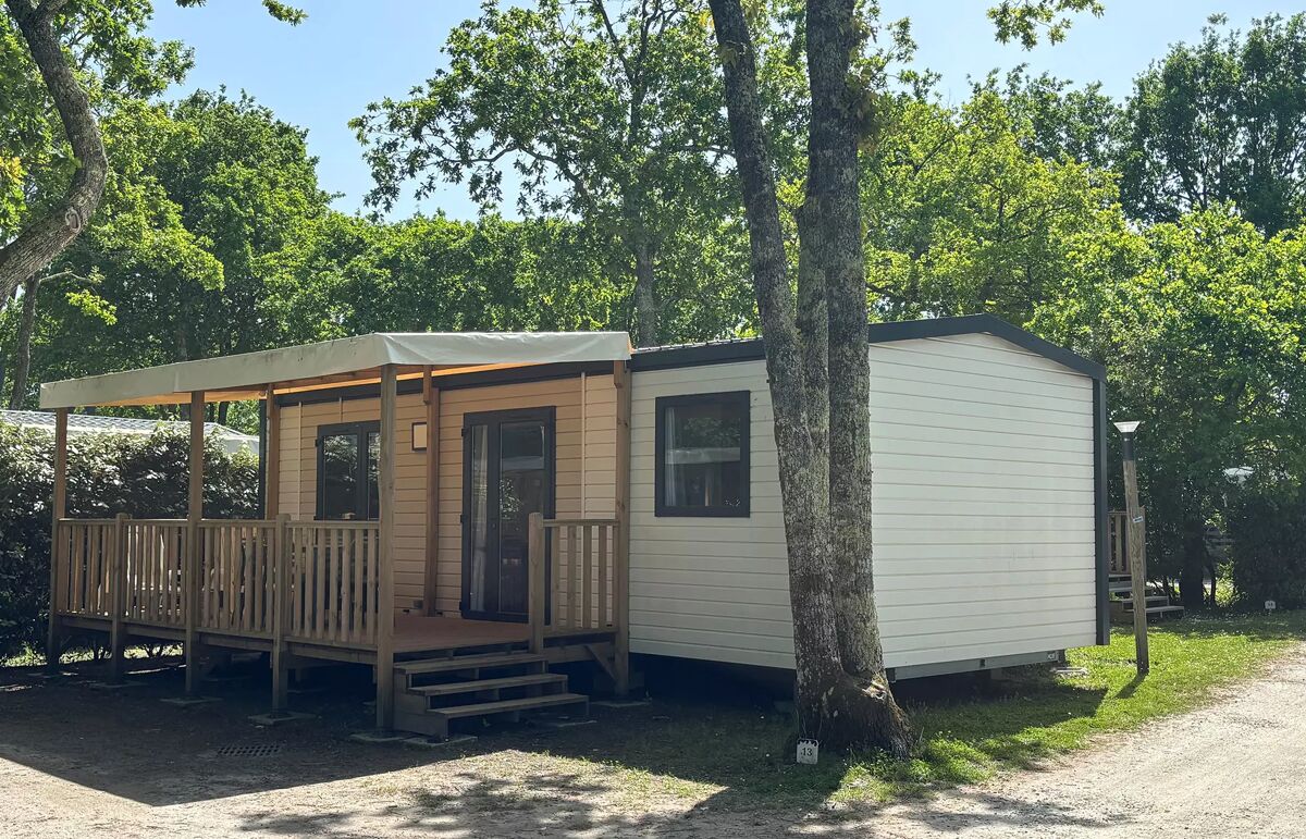 23 - Camping La Canadienne - Hébergement