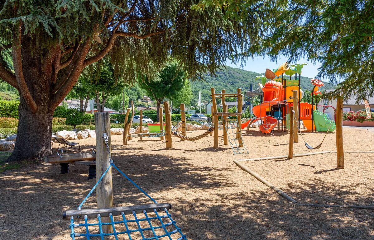 12 - Camping La Marmotte - Aire de jeux