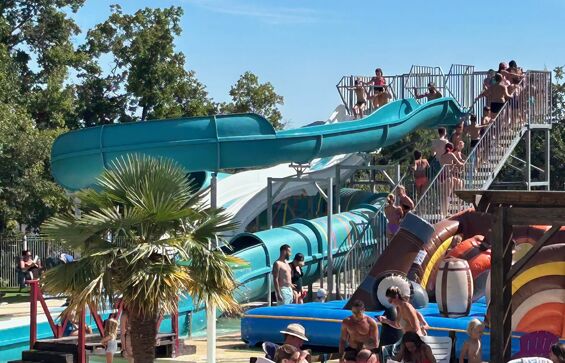 01 - Camping L'Epi Bleu - Piscine